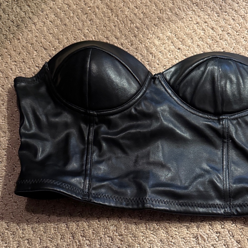 SHEIN Black Faux Leather Bandeau - Picture 2 of 4